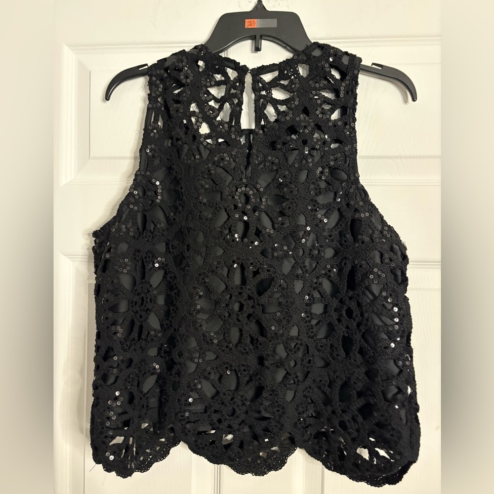 Elegant Black Lace Sleeveless Top